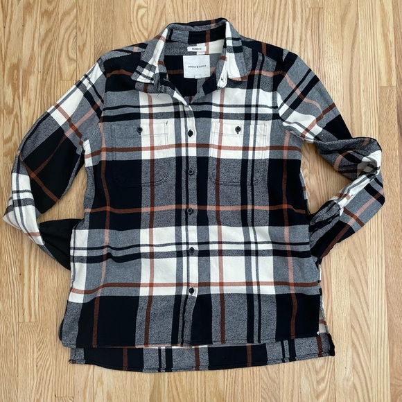 Thread & Supply Black Copper Button-up Shirt with side pockets - Picture 2 of 3